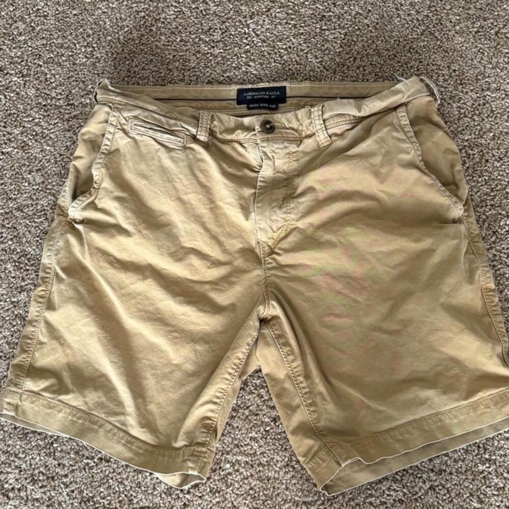 American-eagle Men's Tan and Khaki Shorts